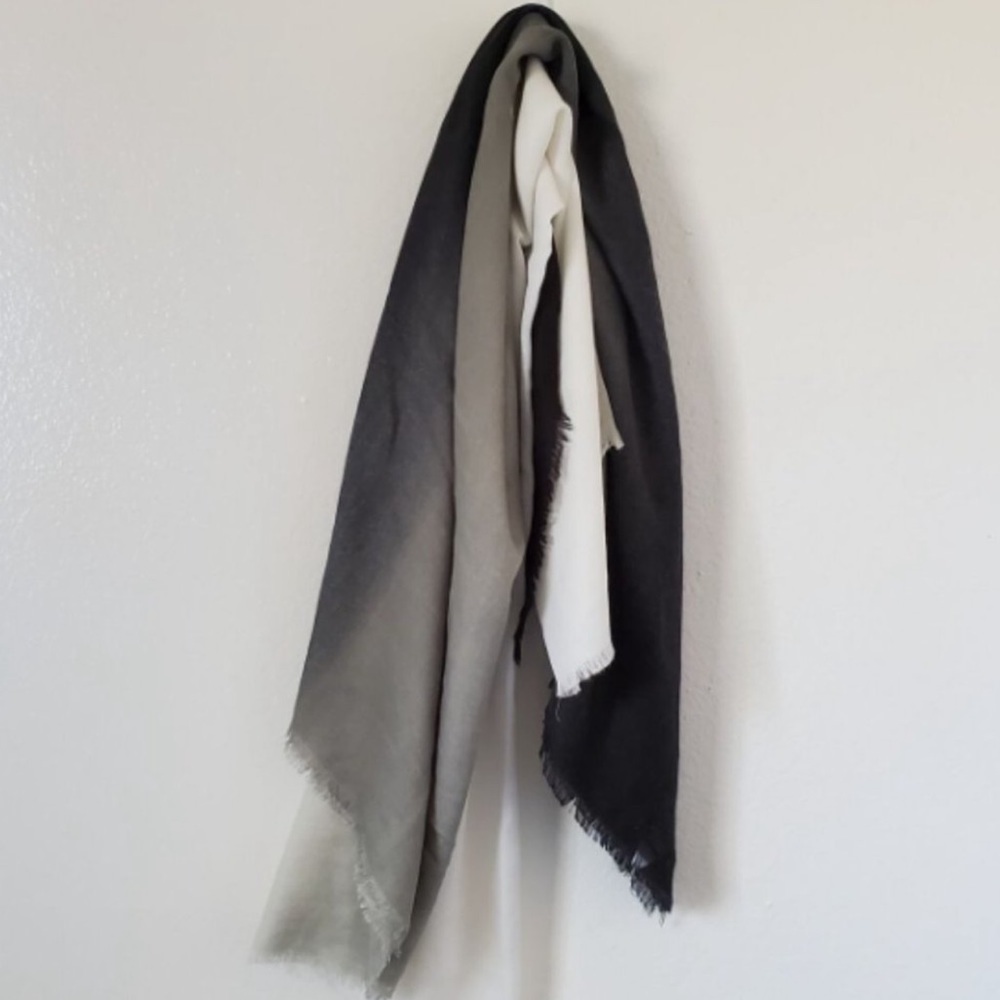 Cushnie lux grey horizon ombré scarf - Picture 4 of 11